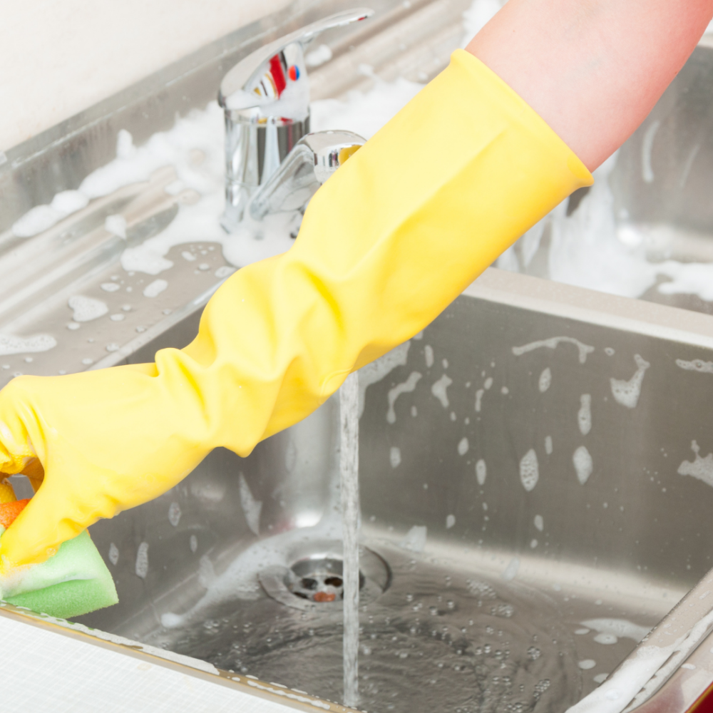 How to Clean Kitchen Sink Faster