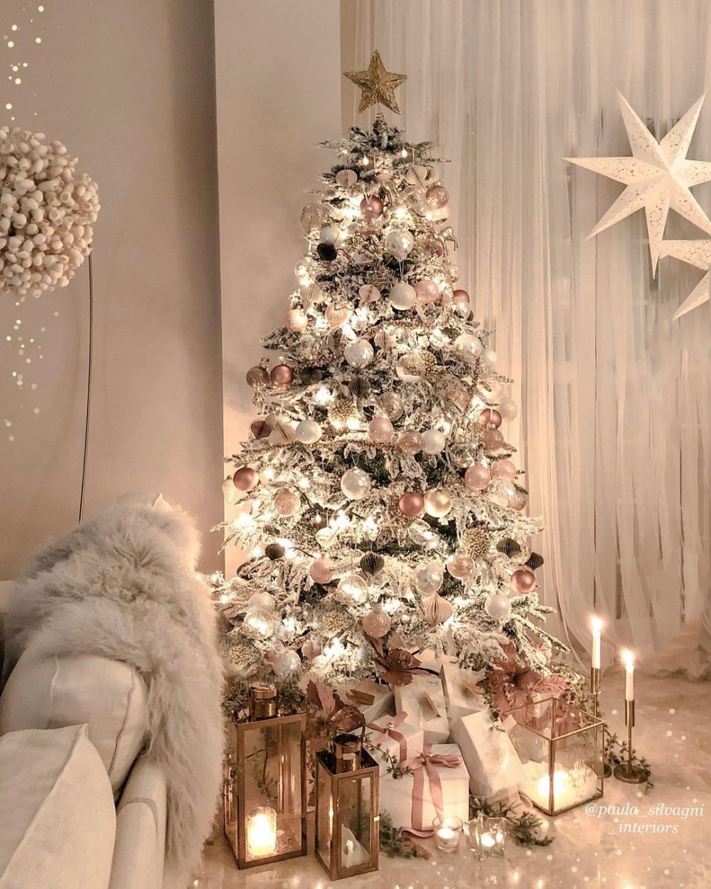 30 Stunning Christmas Tree Decorations for 2021