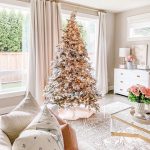 30 Stunning Christmas Tree Decorations for 2021
