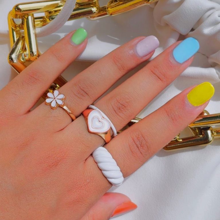 50+ Trendy Summer Nails Design (2022)