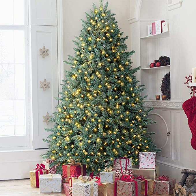 40 Stunning Christmas Tree Decorations for 2022