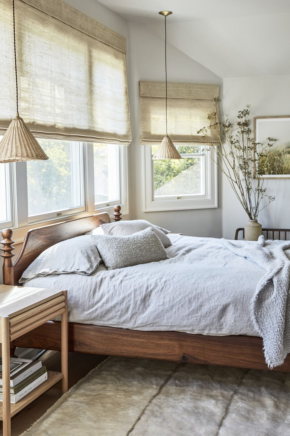 50 Cozy & Earthy Bedroom Ideas Perfect For 2024