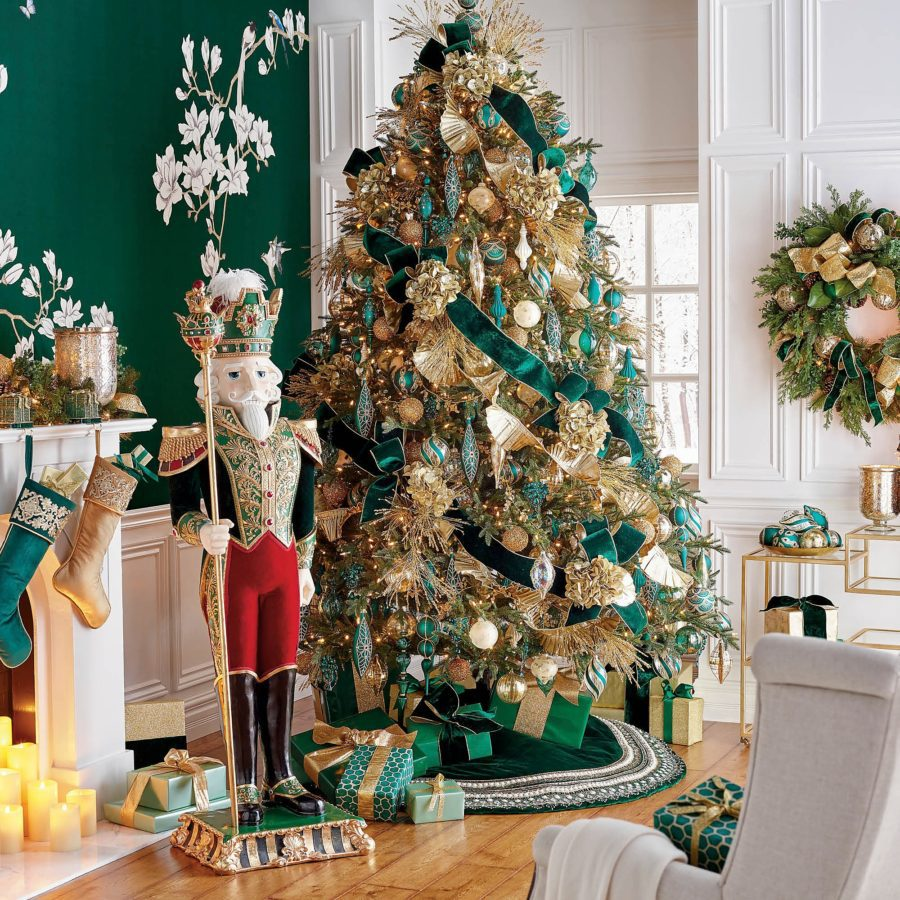 25 Cute Green & Gold Christmas Decor Ideas