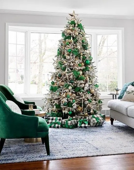 25 Cute Green & Gold Christmas Decor Ideas