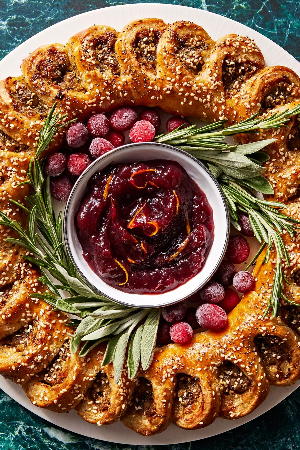 151 Irresistible Christmas Appetizers for Party