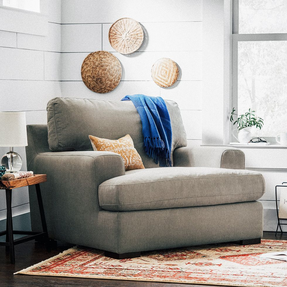 20 Aesthetic Cozy Chairs For Reading Comfort