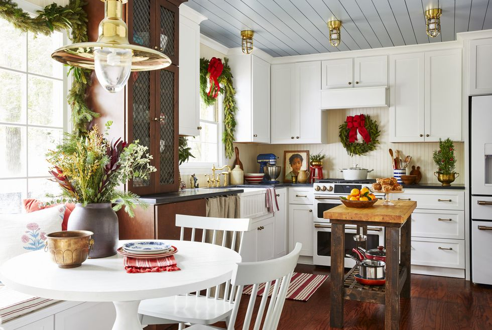50+ Winning Christmas Kitchen Decor Ideas