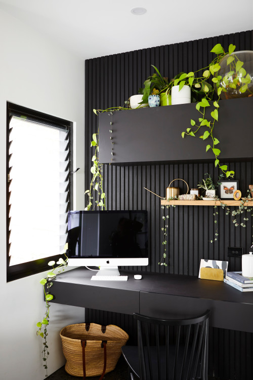 20 Dark & Moody Office Design That Looks Calming