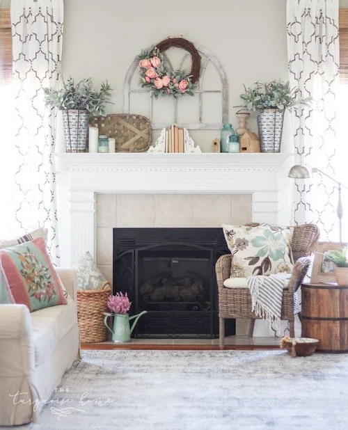 25 Beautiful Spring Fireplace Mantle Decor