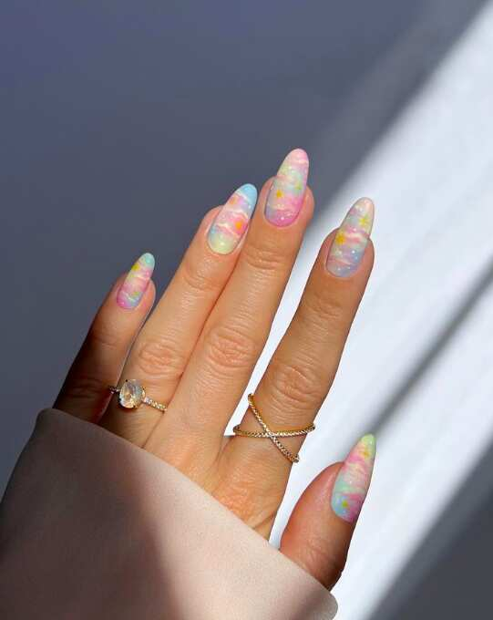 25 Multi-Colored Pastel Nail Design Ideas