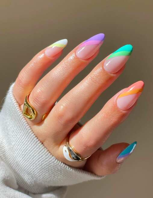 25 Multi-Colored Pastel Nail Design Ideas