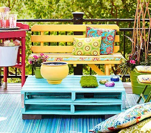 31 Lovely Small Patio Decorating Ideas On a Budget